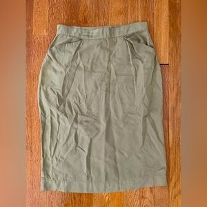 Neiman Marcus olive green silk skirt - size 1